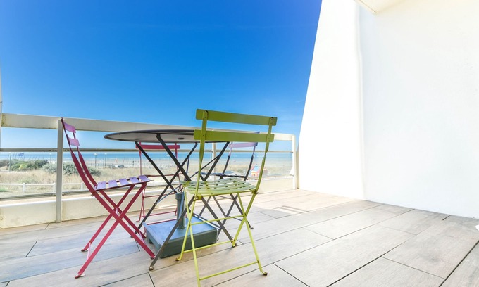 Hardelot-Plage Apartment | Magnificent 1 bedroom apartment on the seafront in the Dolphin residence