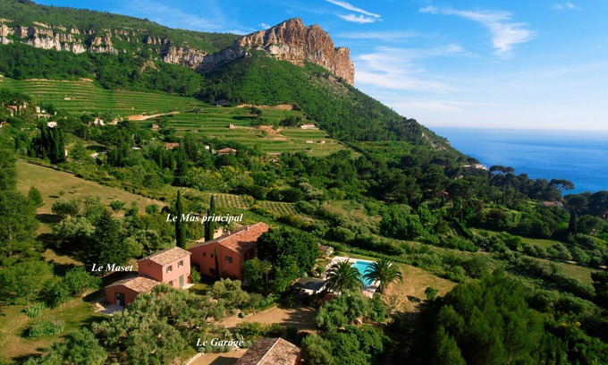 Cassis Villa | Magnificent ancient farm that has been reformed. Exceptional location in Cassis