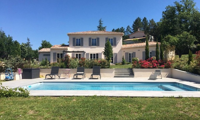Sisteron House | Magnificent house overlooking the citadel with heated & secure swimming pool