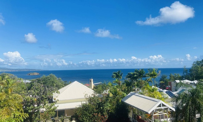 Tartane Apartment | Magnificent SEA VIEW STUDIO WITH SWIMMING POOL
