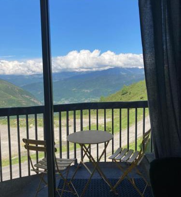 Pla d'Adet Apartment | Magnifique T3 au Pla D Adet (Saint Lary)grand confort entièrement refait à neuf avec une vue exceptionnelle sur la vallée