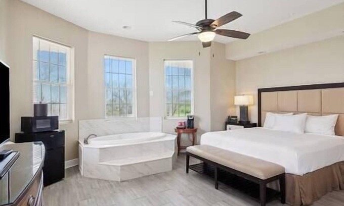 Lafitte Bed & Breakfast | Magnolia Cottage R3
