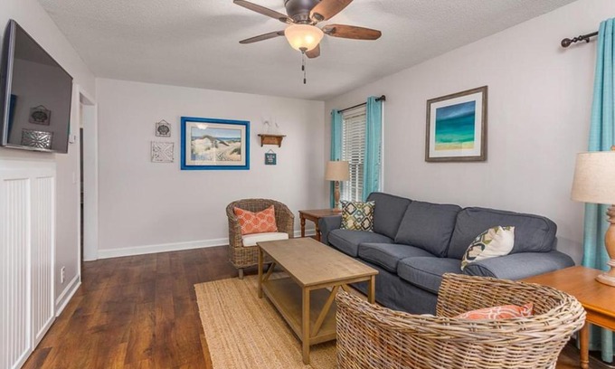 Saint Simons Island House | Magnolia Cottage