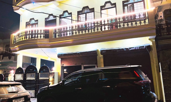 Naini Apartment | maha kumbh highseas hotel