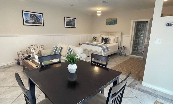 Marathon Apartment | Mahi Mahi - Studio Villa Sleeps 2 located at Safe Harbor Marathon Marina