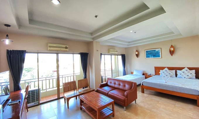 Nakhon Sawan Hotel | Maihom Resort Daowadung