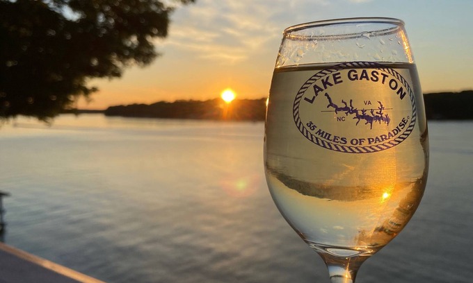 Macon House | Main Lake Luxury and spectacular panoramic views! Sleeps 8!