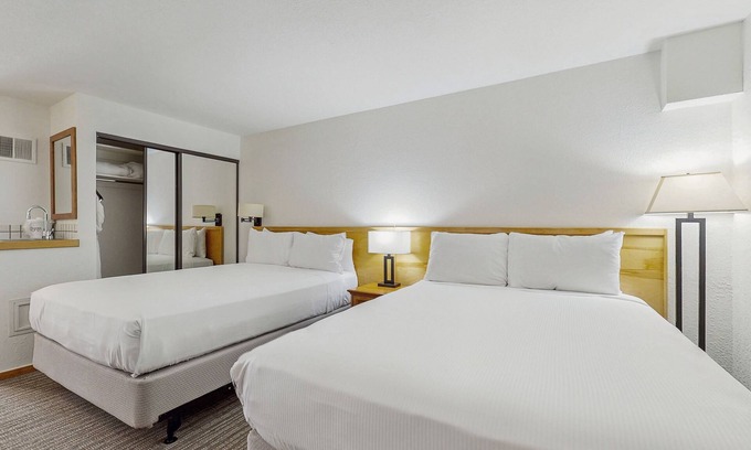 West End Cabin | Main Street studio - pool & hot tub - walk to lifts, dog-friendly, second floor