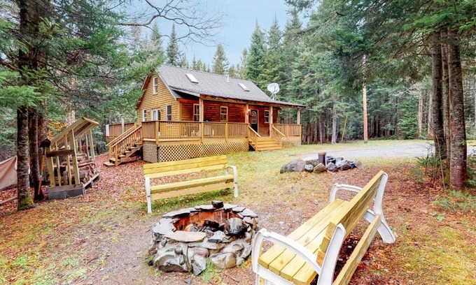 Shirley Mills House | Maine Attraction