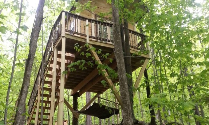 Stoneham Cabin | Maine Woods Treehouse-The Birdie