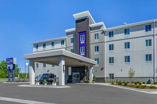 Great Falls Hotel | MainStay Suites Great Falls Airport