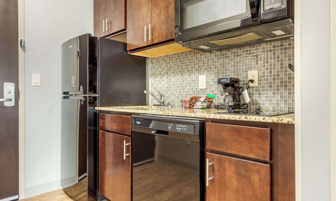 Lincoln Hotel | MainStay Suites Lincoln University Area