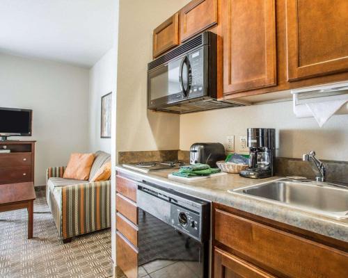St. Robert Hotel | MainStay Suites St Robert - Fort Leonard Wood