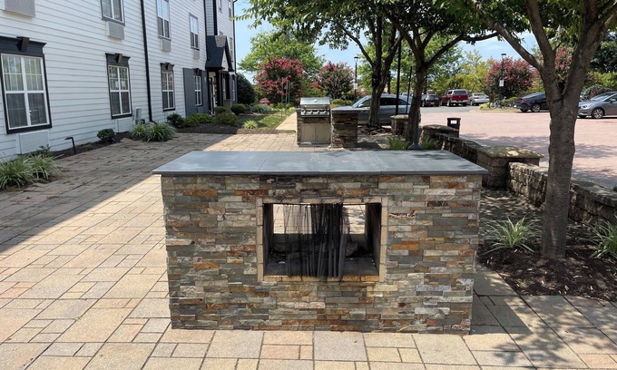 Potomac Falls Hotel | MainStay Suites Sterling near Dulles Town Center