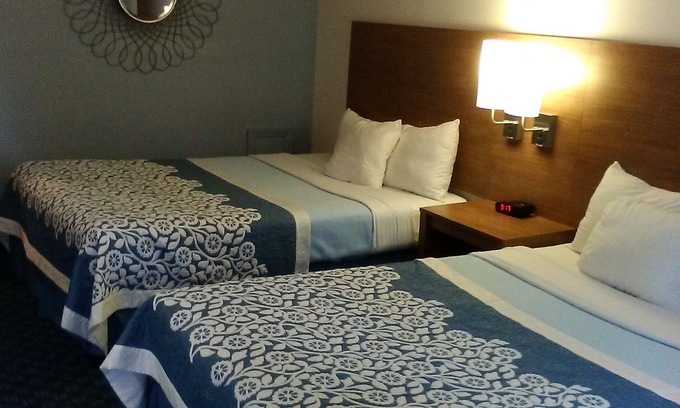 Doylestown Hotel | Mainstreet Inn