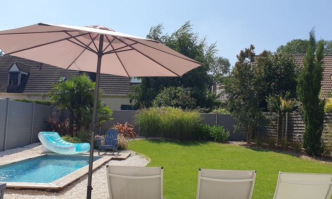 Bondy House | Maison 110m2/3-4 Chambres/Avec Piscine. Idéal JO Paris2024