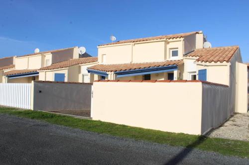 Saint-Denis-d'Oleron Villa | Maison 2 pièces 6 couchages Saint Denis d'Oléron SDO000-080