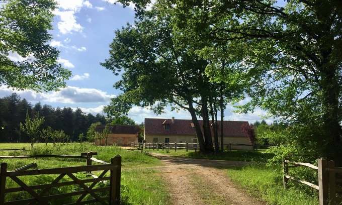 Bazouges-sur-le-Loir House | Maison 8 Couchages en Pleine Nature 2500m2 Jardin