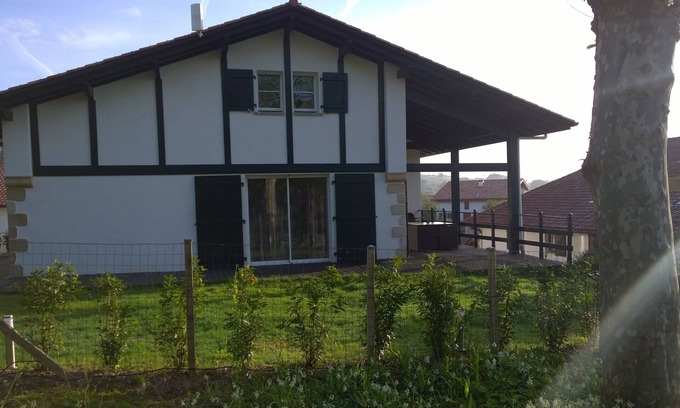 Sare House | Maison Aice Egoa, 300 meters from the village of Sare