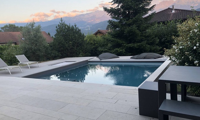 Crolles House | Maison au Pieds des Alpes