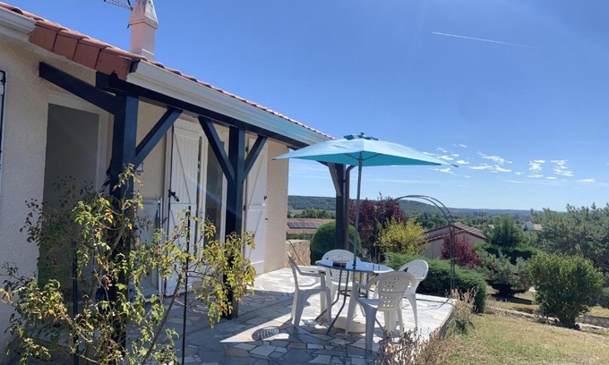 La Roche-Posay House | Maison avec jardin près des Thermes, 2 chambres, équipements modernes, à La Roche-Posay - FR-1-541-33