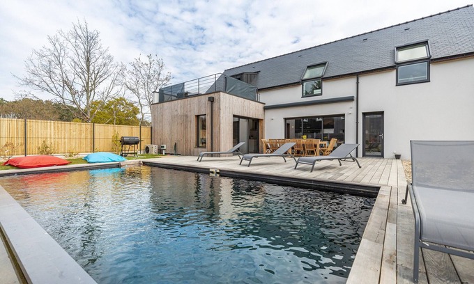 Penestin House | Maison Bord de Mer, Piscine Naturelle Chauffée, spa