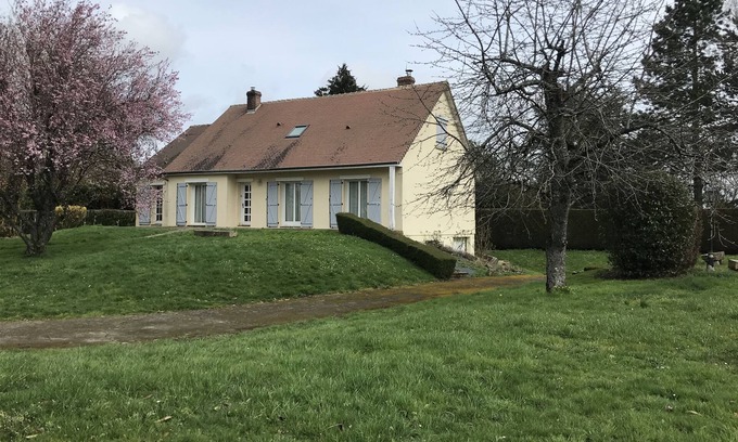 Thiron-Gardais House | Maison Chaleureuse « la Cour aux Pauvres »
