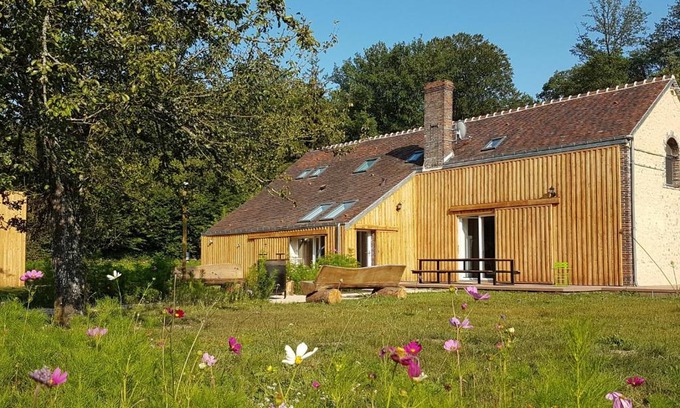 Senonches House | Maison chaleureuse en forêt du Perche avec cheminée, jeux pour enfants et grand jardin - FR-1-581-51