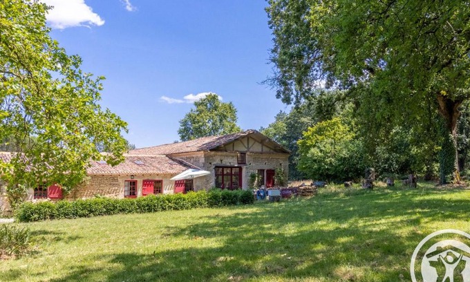 Brossay House | Maison charmante près de Montreuil Bellay avec Wifi et Animaux admis - FR-1-622-53