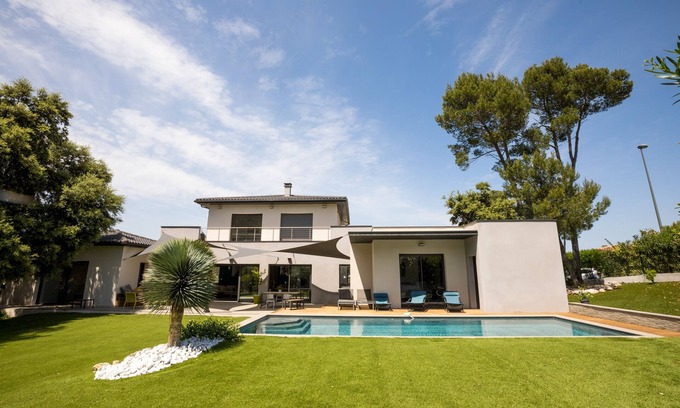 Montferrier-sur-Lez House | Maison Contemporaine Piscine Spa à 15 mn Montpellier, 25mn Mer et Gorges Hérault