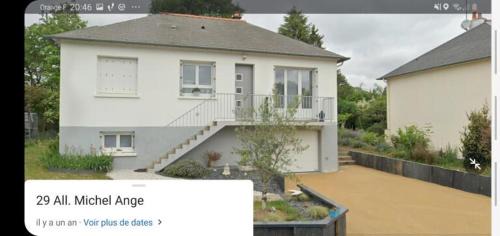 Chambray-les-Tours Villa | Maison d Angele 4 chambres