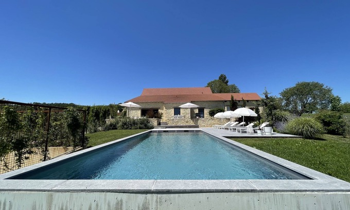 Sergeac House | Maison D'exception Climatisée en Périgord Noir-piscine Privée
