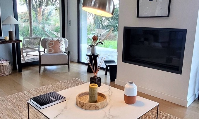 Camblanes-et-Meynac Apartment | Maison d’hôtes Villa Noumade - Olympe