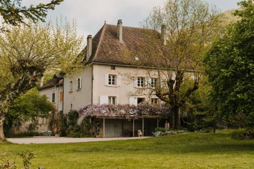 Lhuis House | Maison d'hôtes et gîte de charme avec piscine, La Lhuiseraie