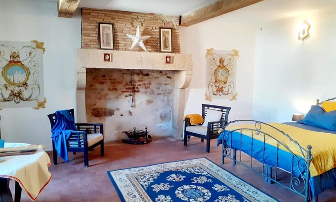La Reole Bed & Breakfast | Maison d'Orion
