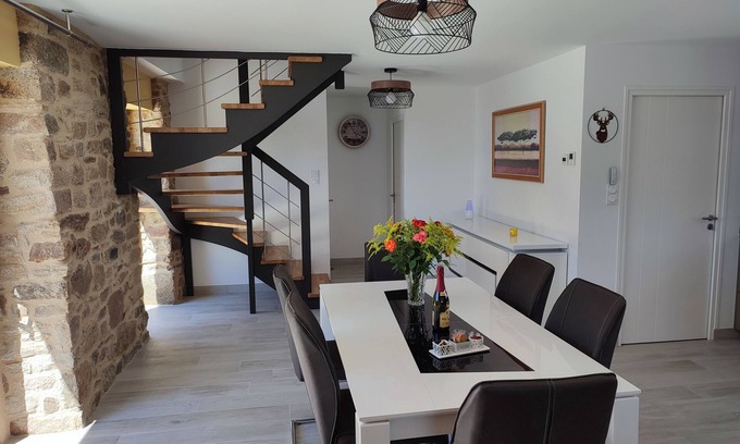 Peaule House | Maison de Caractère