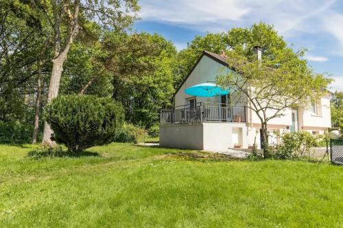 Ouzouer-sur-Trezee House | Maison de charme au bord du lac à Ouzouer-sur-Trézée