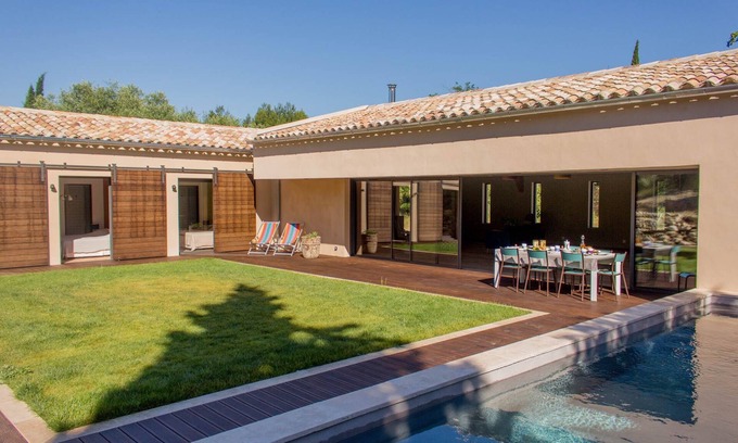 Marcorignan Apartment | Maison de la colline - Single-storey architect-designed house with pool and spa