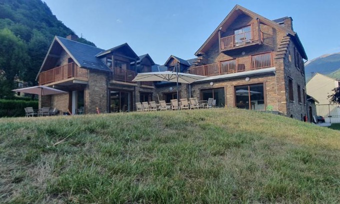 Bagneres-de-Luchon House | Maison de la Lionne