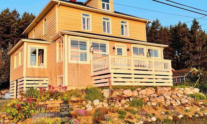La Mitis House | Maison de Vacances à Ste-luce-sur-mer - Directement sur la Plage Municipale