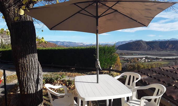 Antonaves House | Maison de Village Belle vue à Proximité de Sentiers de Randonnées