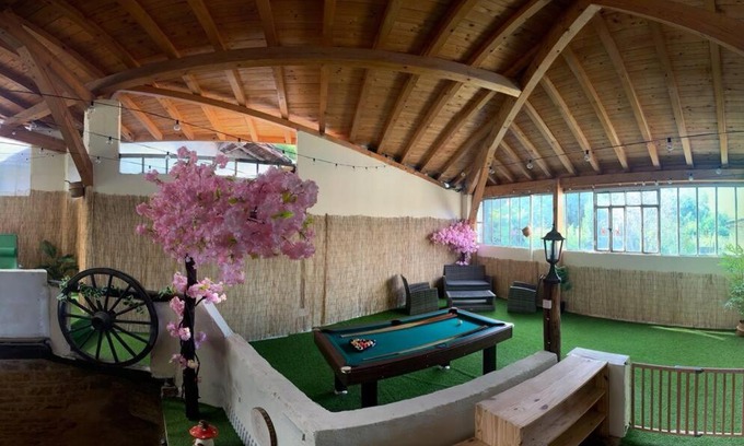 Saint-Julien House | Maison de ville au cœur d'un village de caractère dans le jura