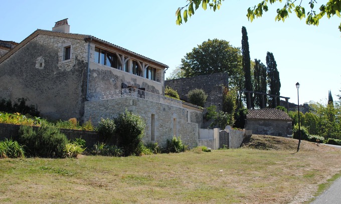 Puyguilhem House | Maison Du Coin - The Corner Cottage