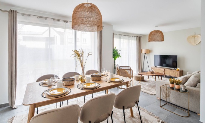 La Madeleine House | Maison Elleviou - Grande Maison à deux pas du centre