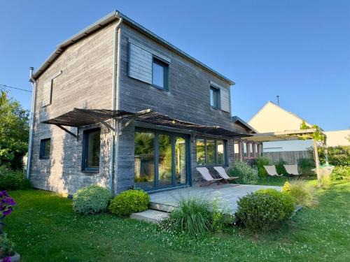 Ferel House | Maison en bois à la campagne proche vilaine