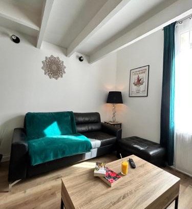 Lunel House | Maison entière 2 chambres Lunel avec Parking