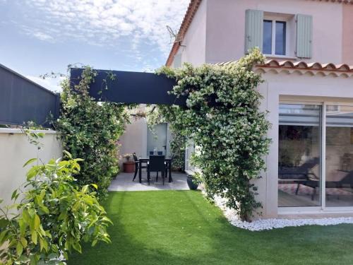 Redessan Villa | Maison entière Redessan