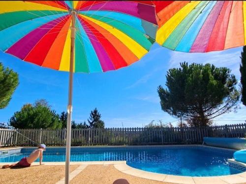 Cherveix-Cubas House | Maison familiale avec piscine privée, jeux pour enfants, salle de sport et Wifi en Dordogne - FR-1-616-70