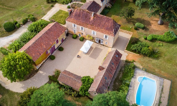 Val de Louyre et Caudeau House | Maison Noble Dans un Cadre Naturel Exceptionnel