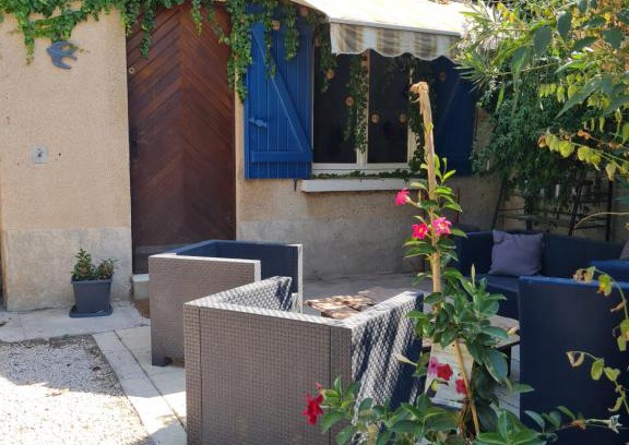 Gemenos House | Maison Gemenos